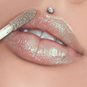 ONE LEFT 🚨 NEW Jeffree Star (Blood Money)